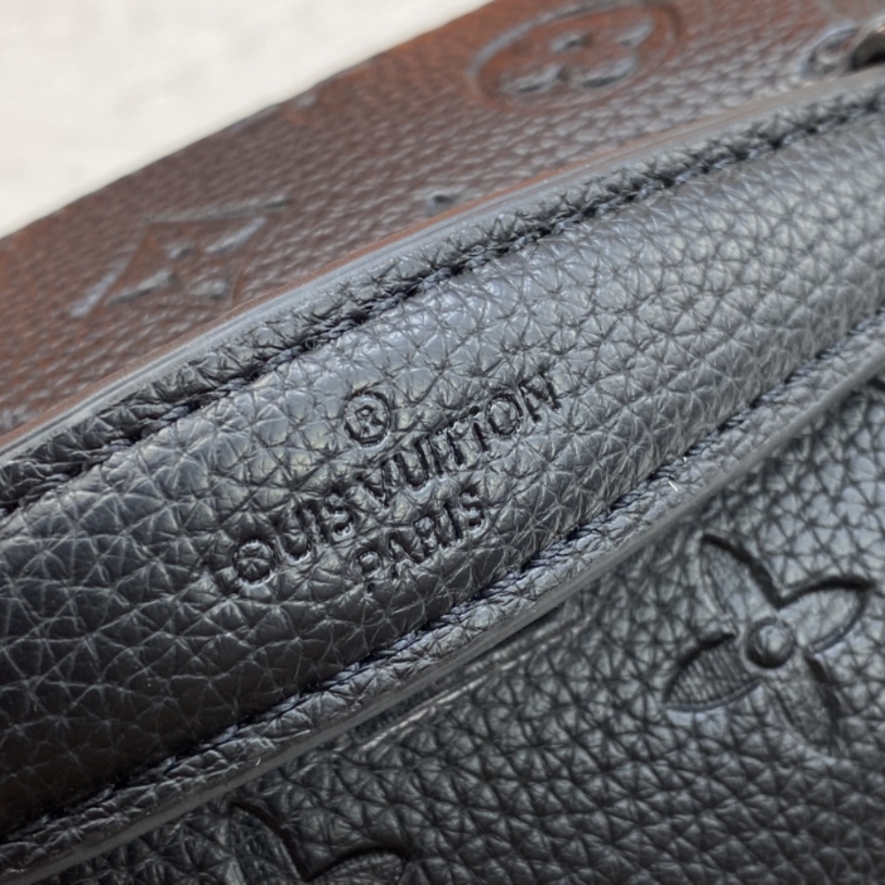 Louis Vuitton Monogram Empreinte Bumbag Black 37Cm M44812 - Image 7