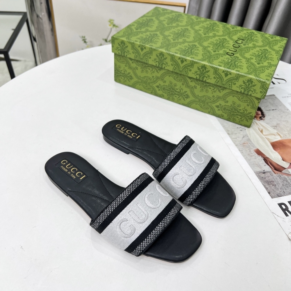 Gucci Women Slide Sandal With Web Black And White 817564 FAECG 8843 - Image 4