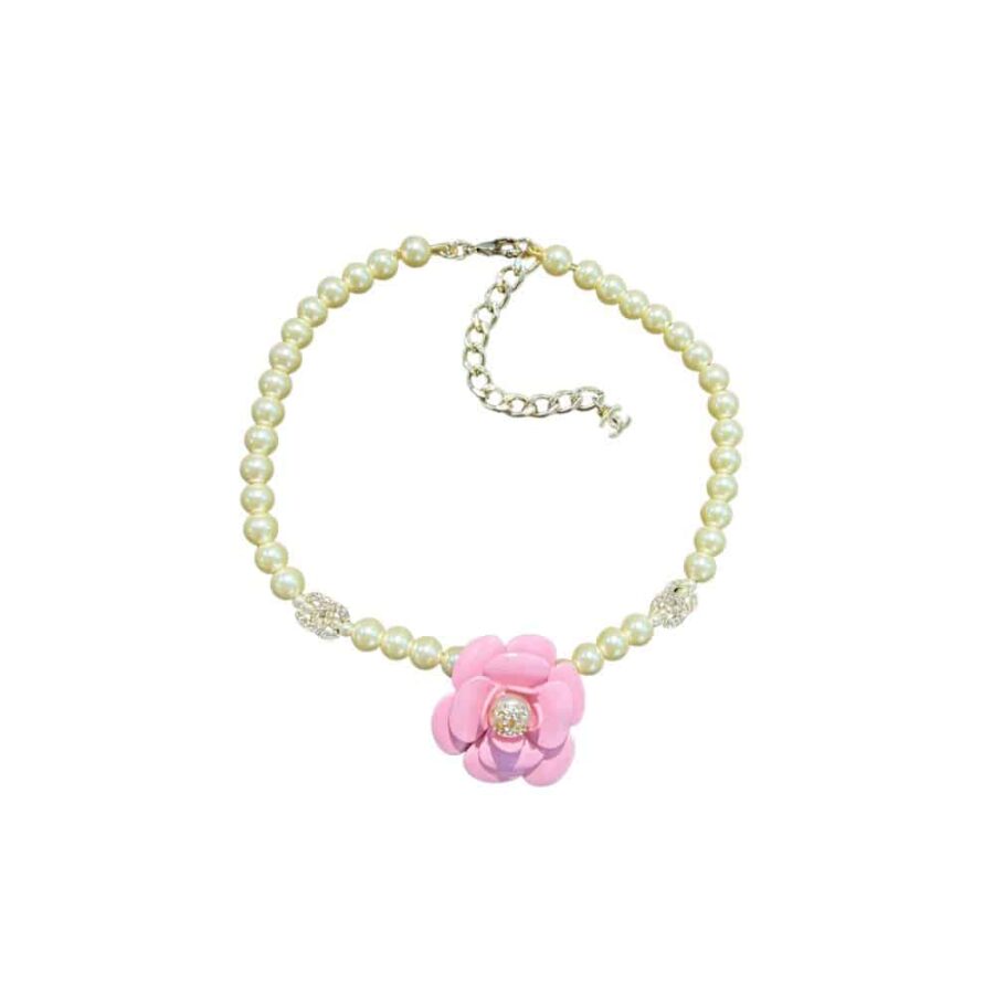 Chanel Pearl And Camélia Necklace