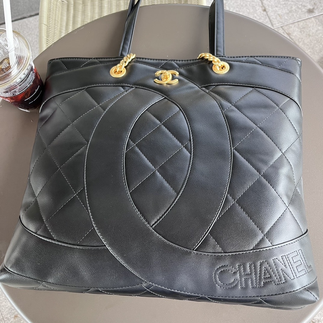 Chanel Cc Caviar Shopping Bag Black 37Cm - Image 3