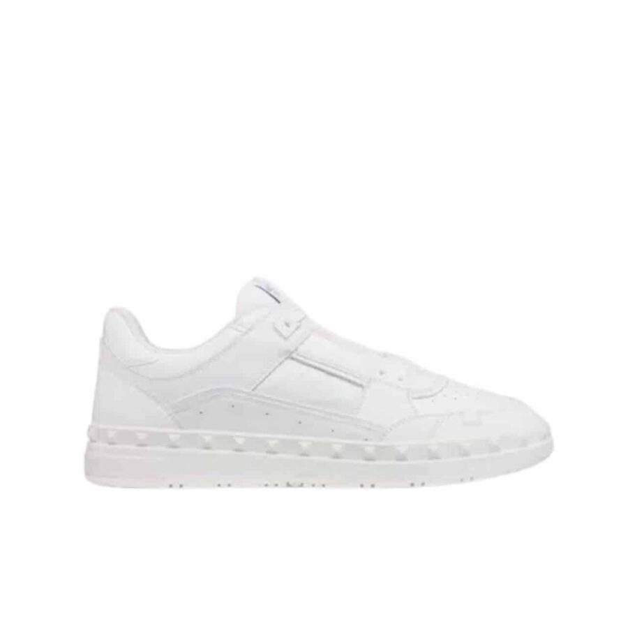 Valentino Garavani Freedots Low Top Sneaker In Leather White 4Y2S0H43Rdg 0Bo